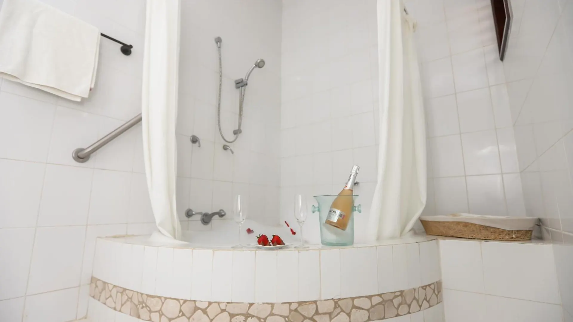 Mayan Secret Hotel Boutique Subteniente López